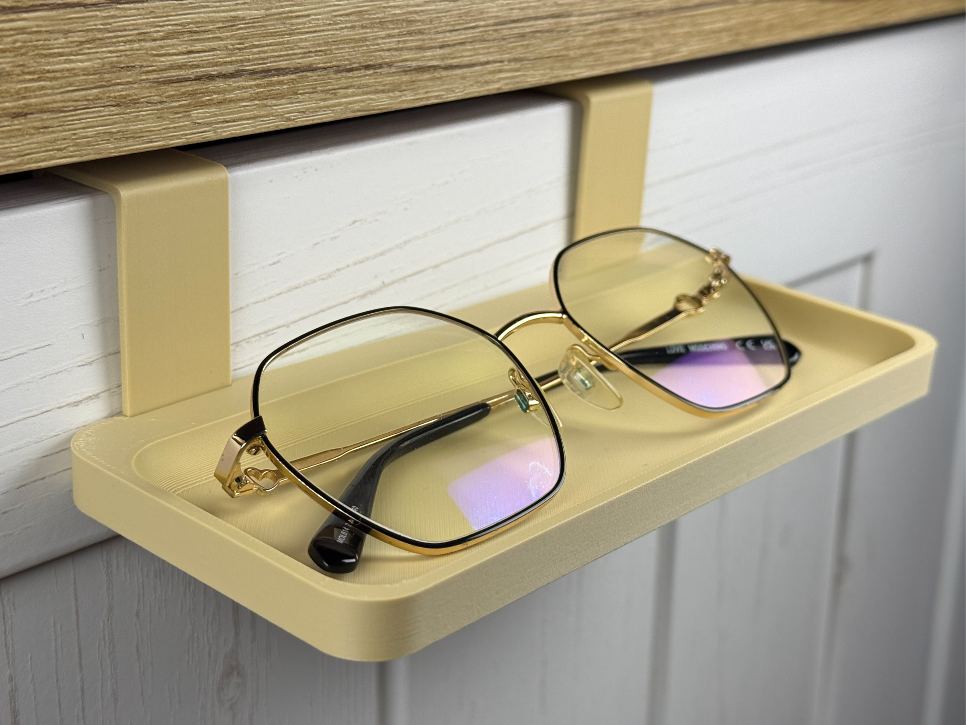 Mounted Glasses Holder Rack