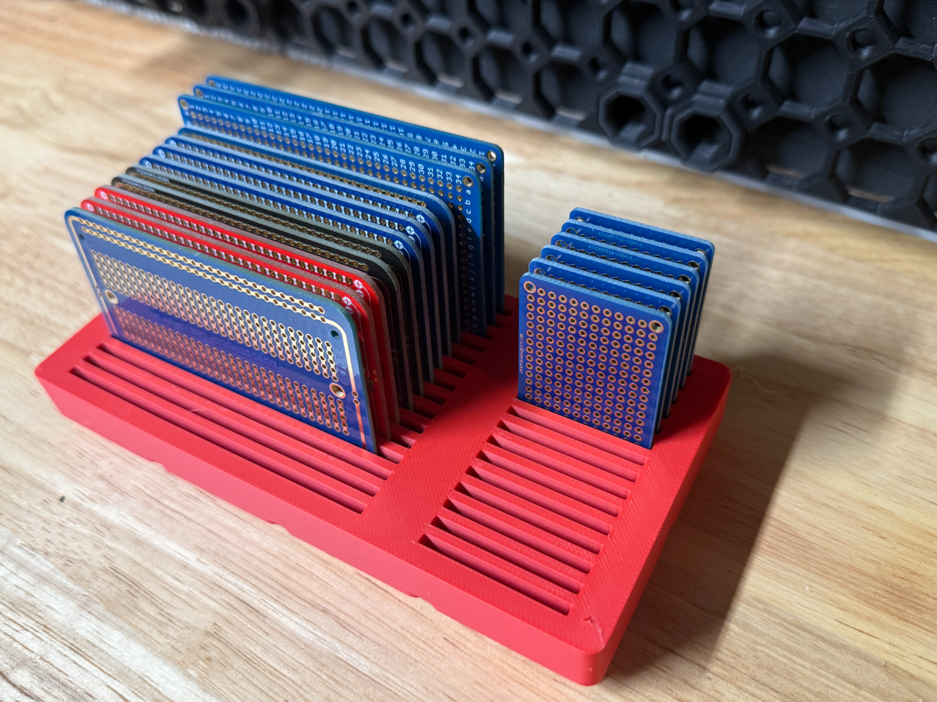 Gridfinity Solderable Mini PCB Breadboard Holder