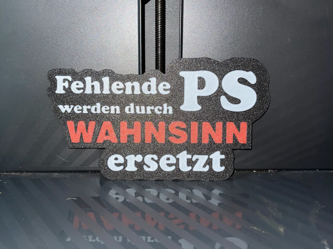 Lustiges Schild: Fehlende PS...