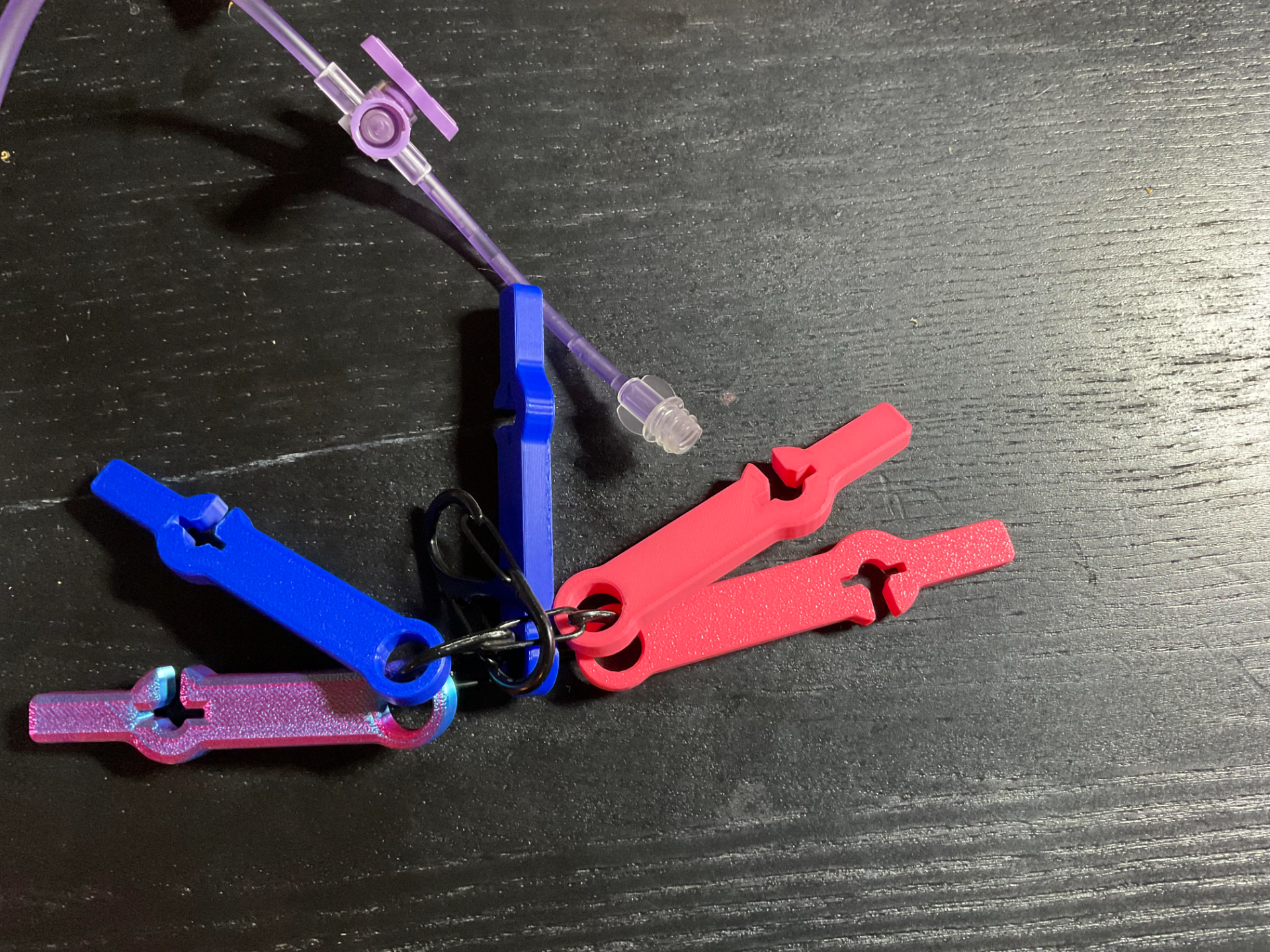 Enfit feedingtube connector key/wrench two sizes