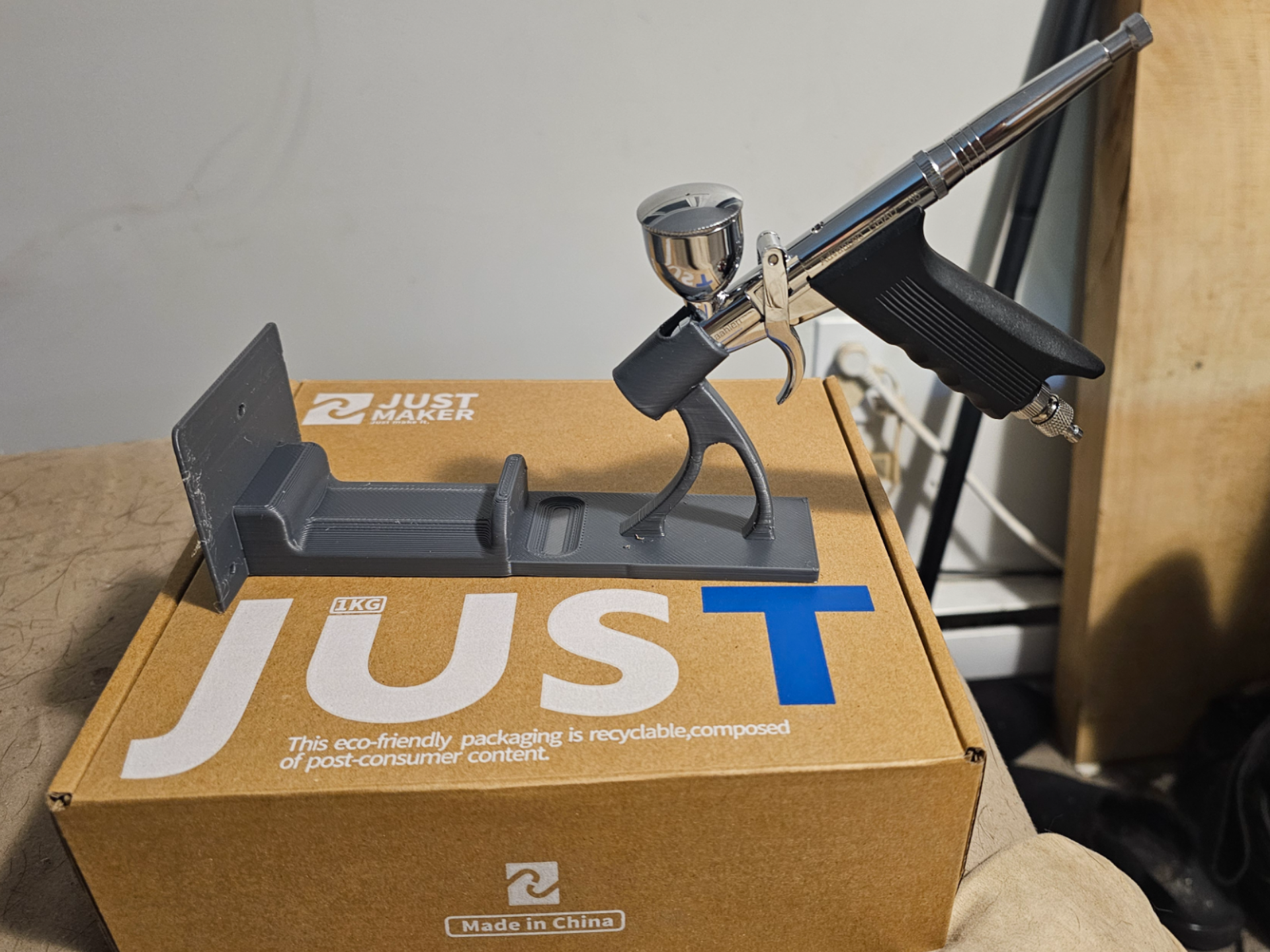 Pistolgrip Airbrush holder, Desk Clamp hose holder