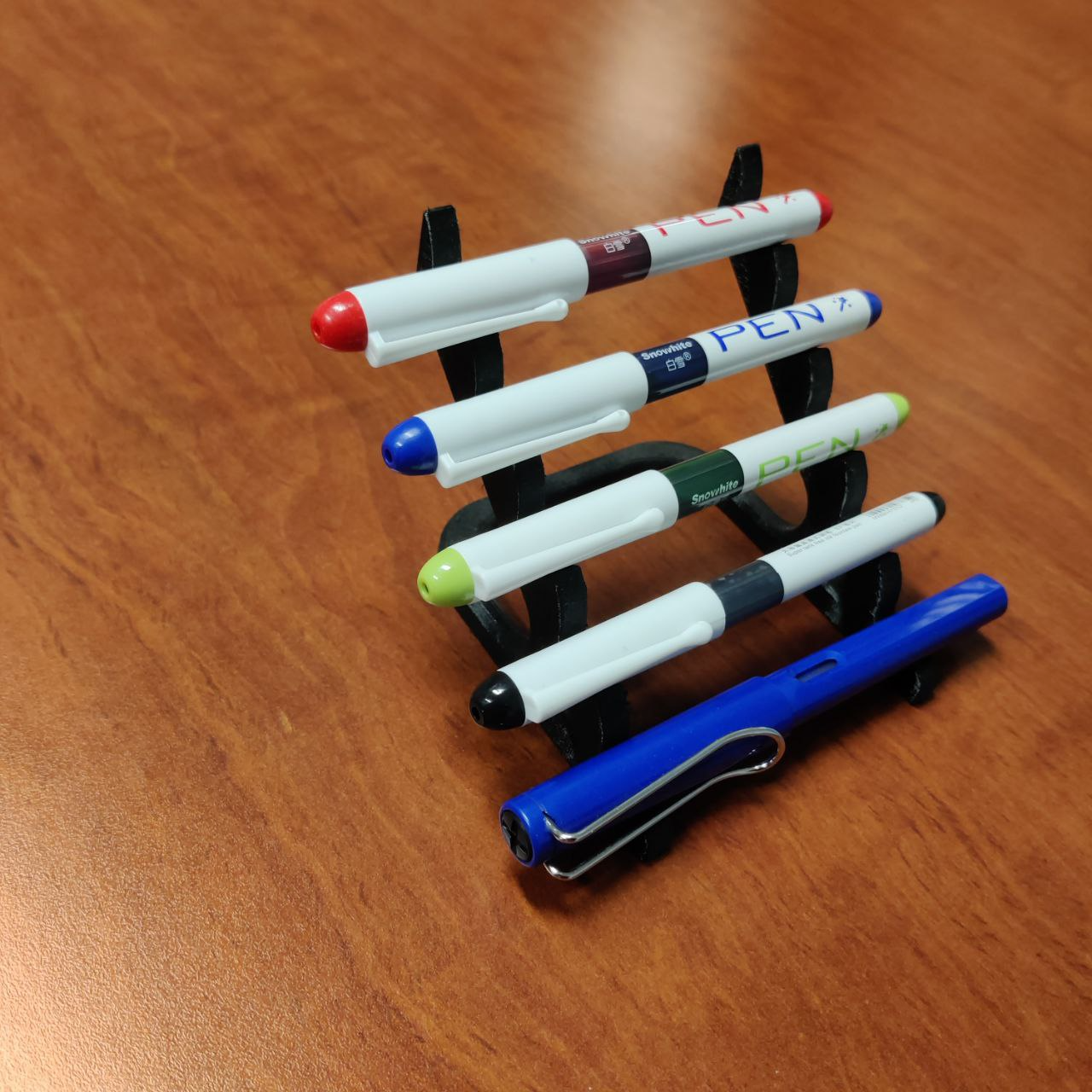 Pen Holder