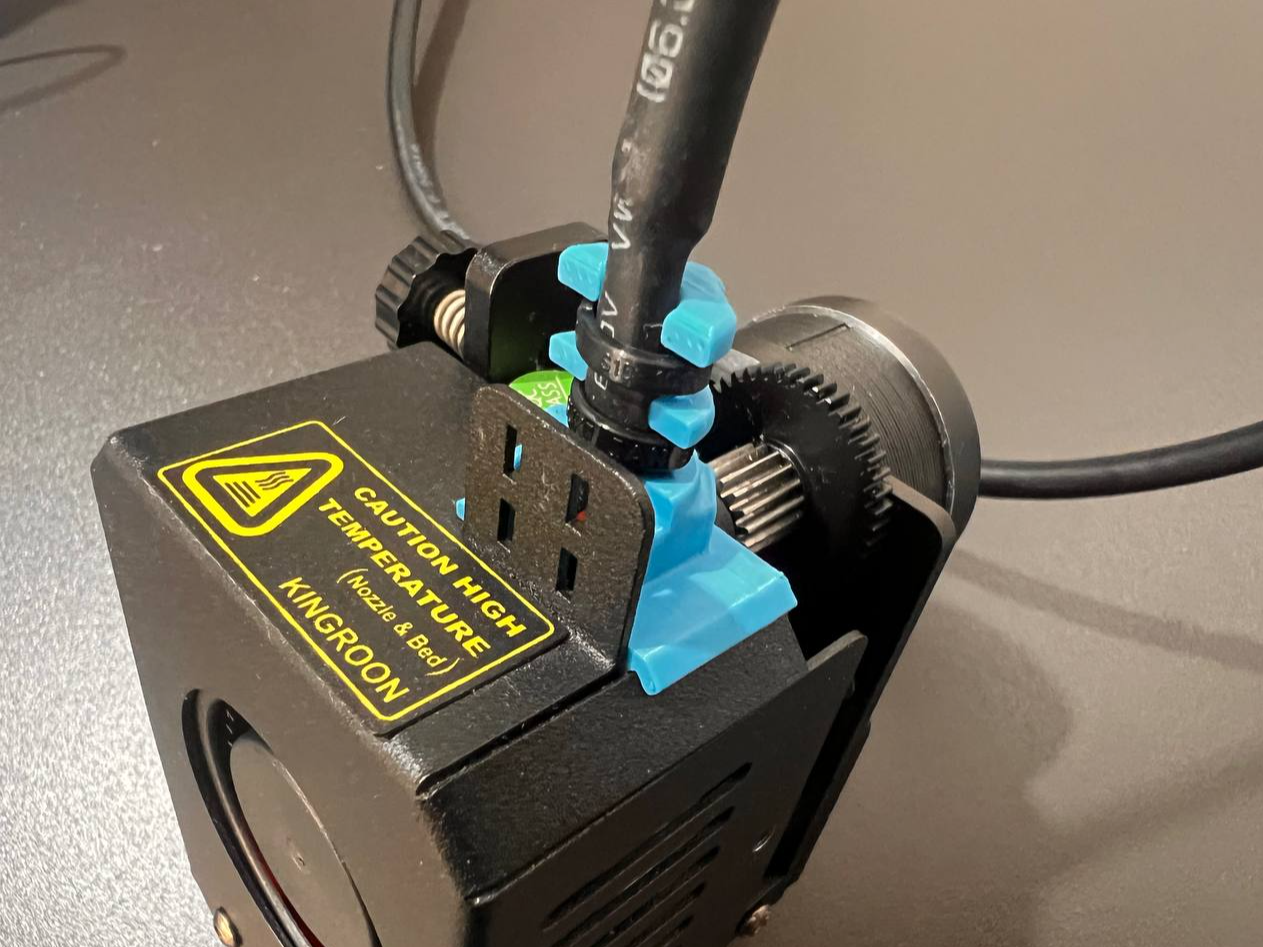 Kingroon KP3s Pro V2 - Extruder cable guide