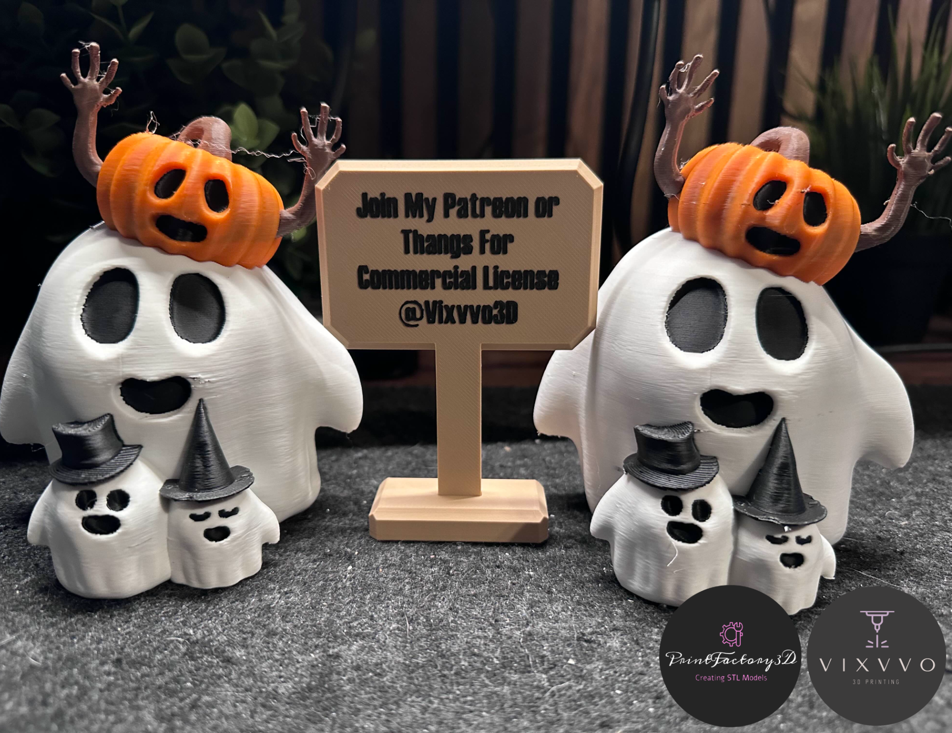 Halloween Ghost Familly