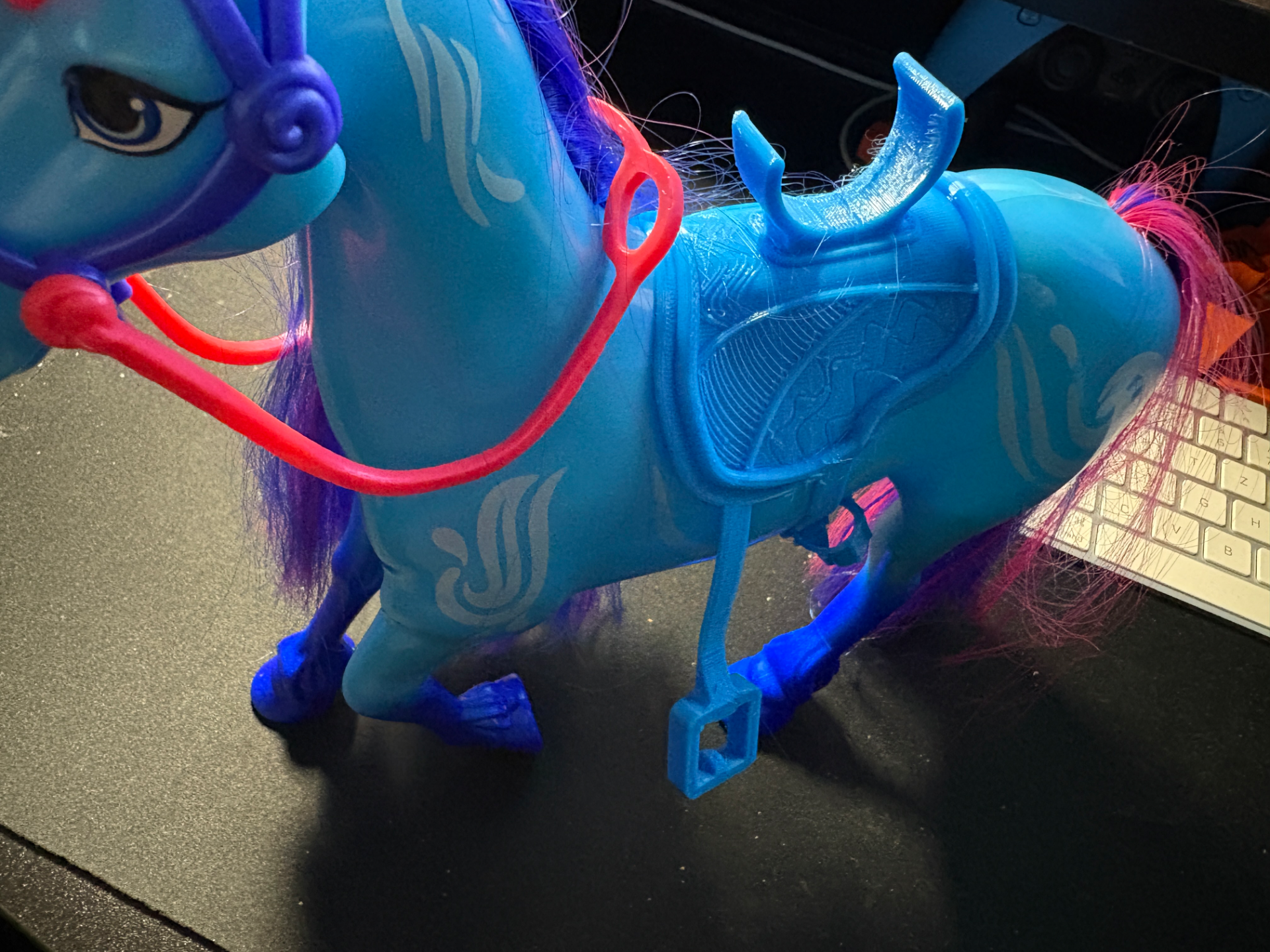 SATTEL / SADDLE UNICORN ACADEMY