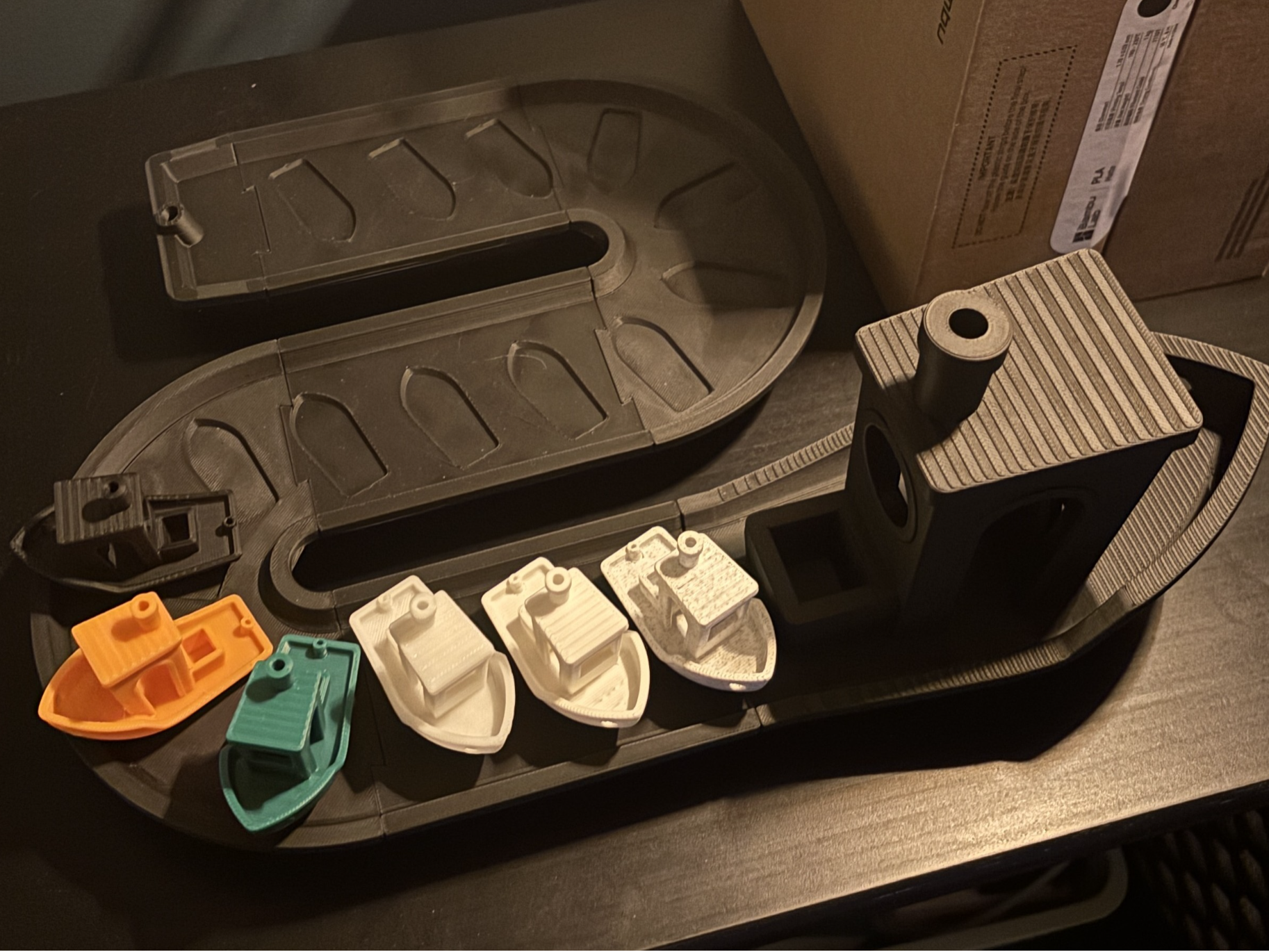 Benchy Hauler Display Semi-Circle Remix