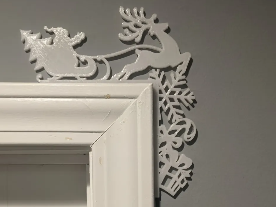 Christmas Door Corner
