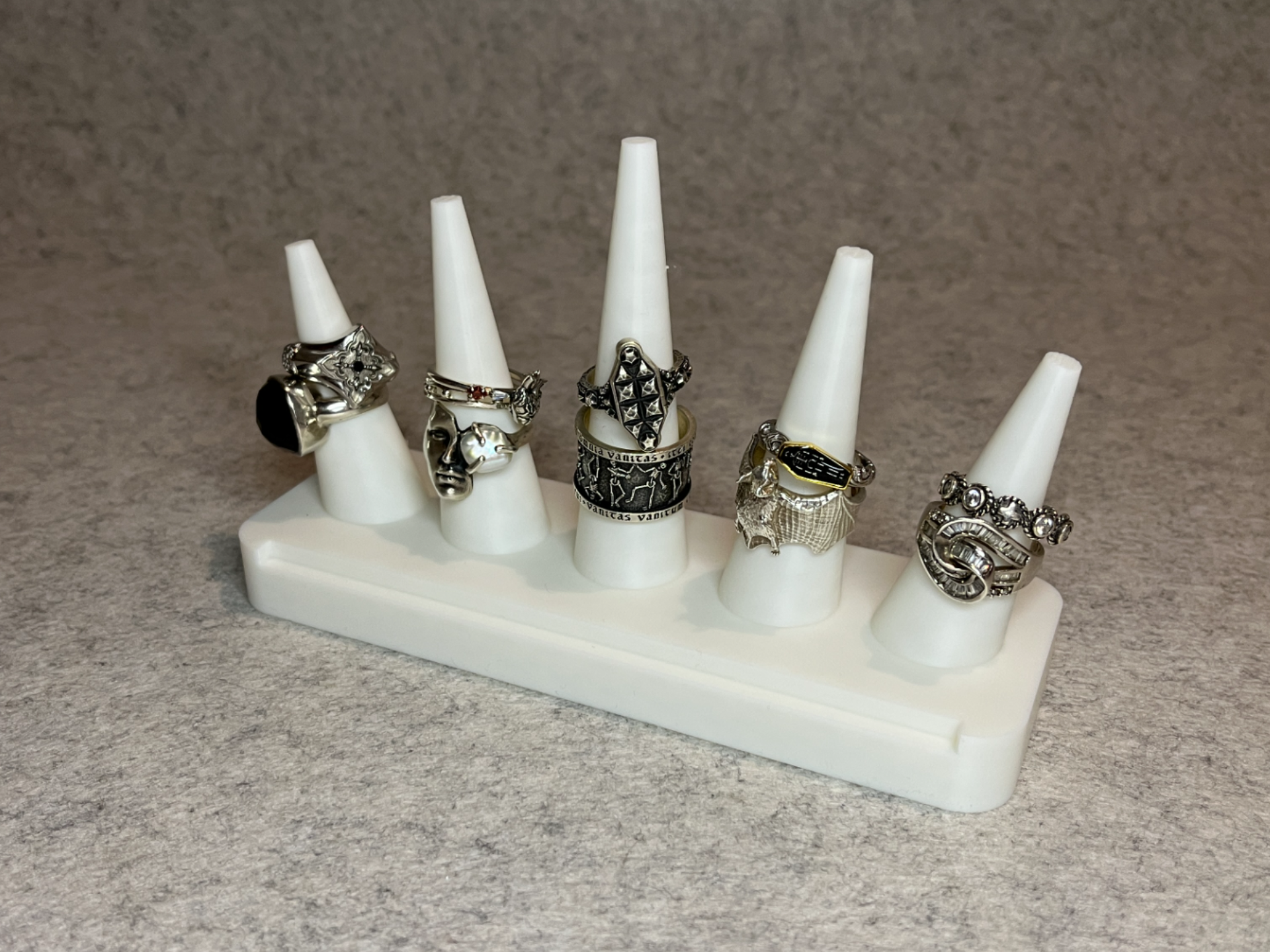 Futuristic modern ring holder