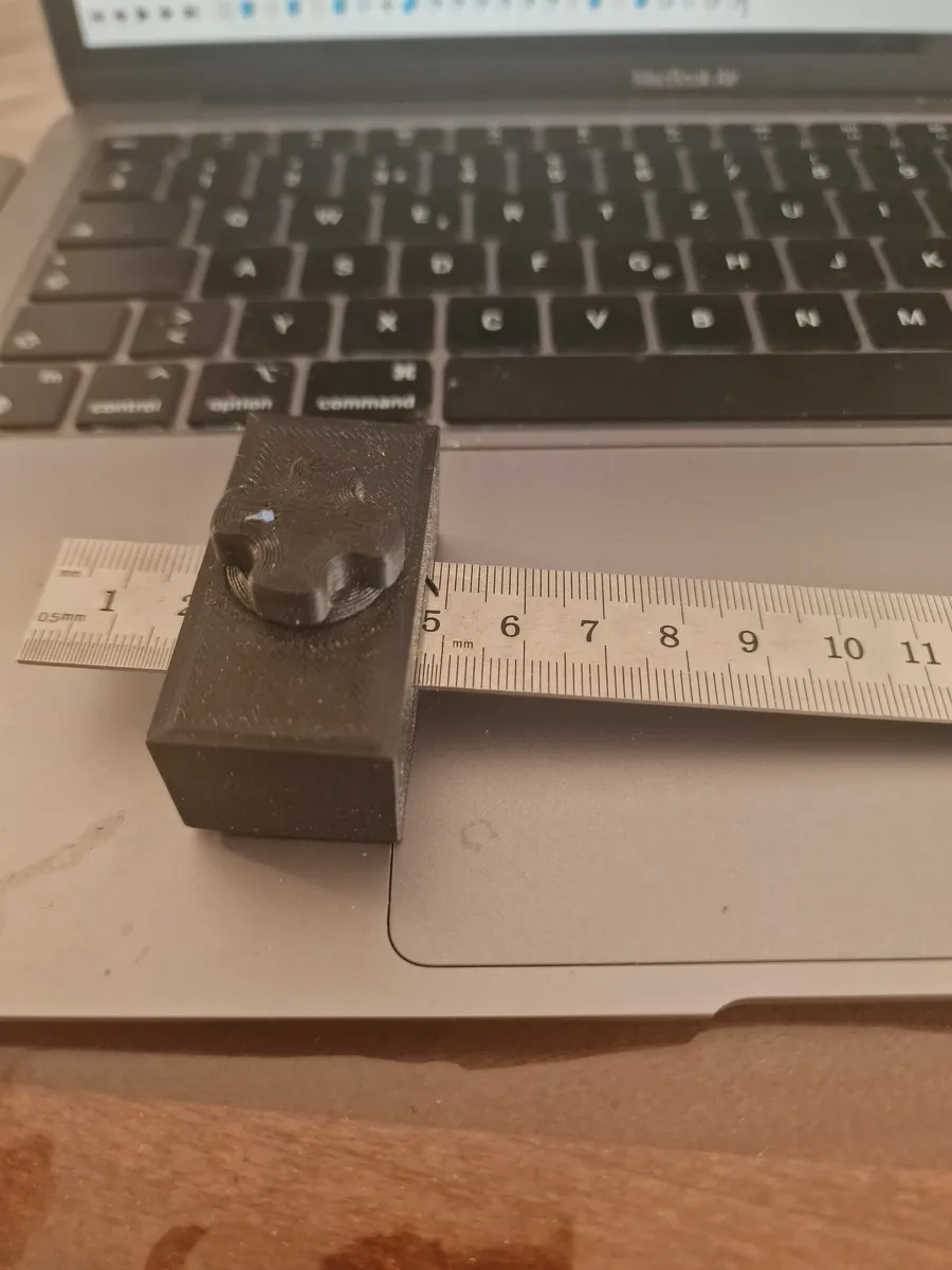 linear carpenter
