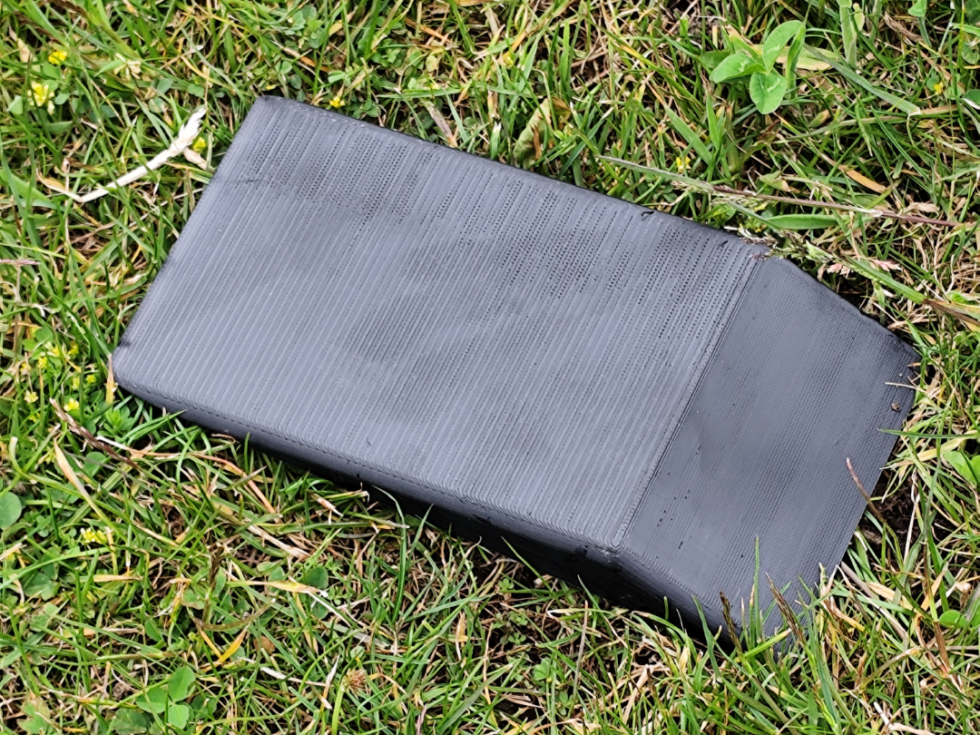 Golf training wedge for impact training