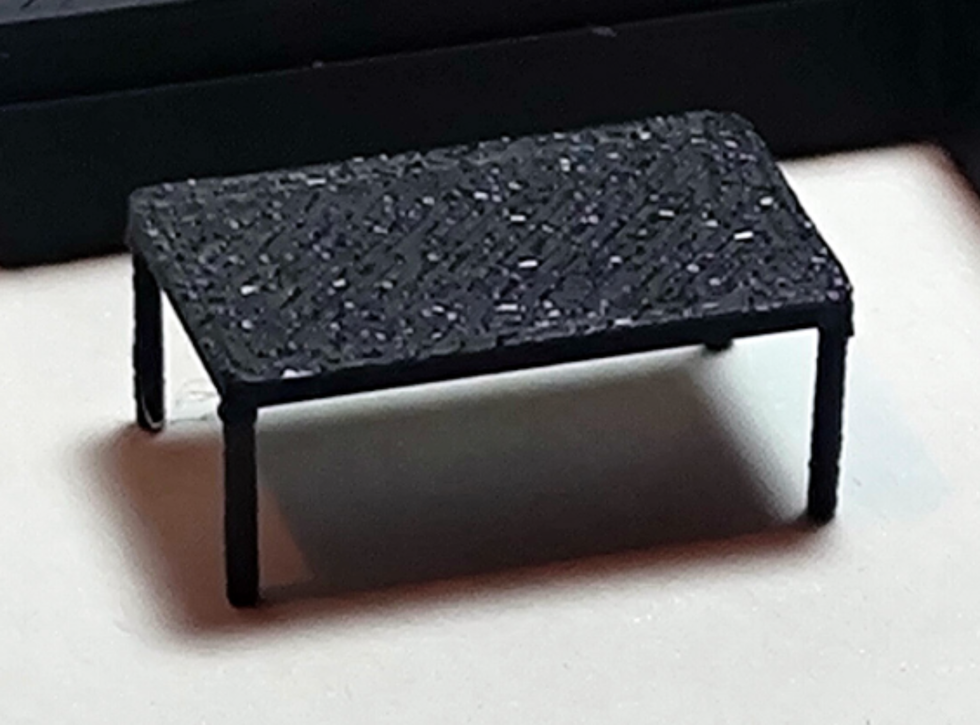 Coffee Table Miniature 1:60