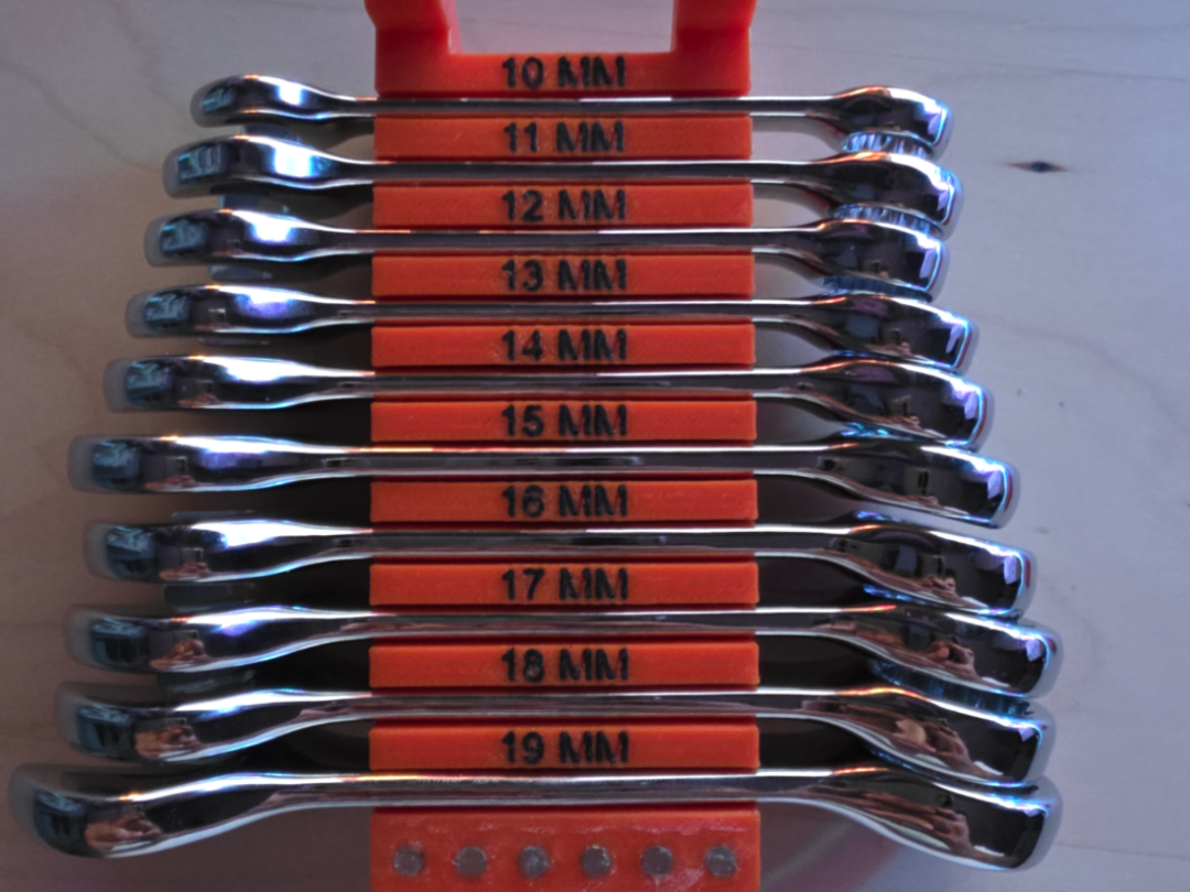 spanner holder