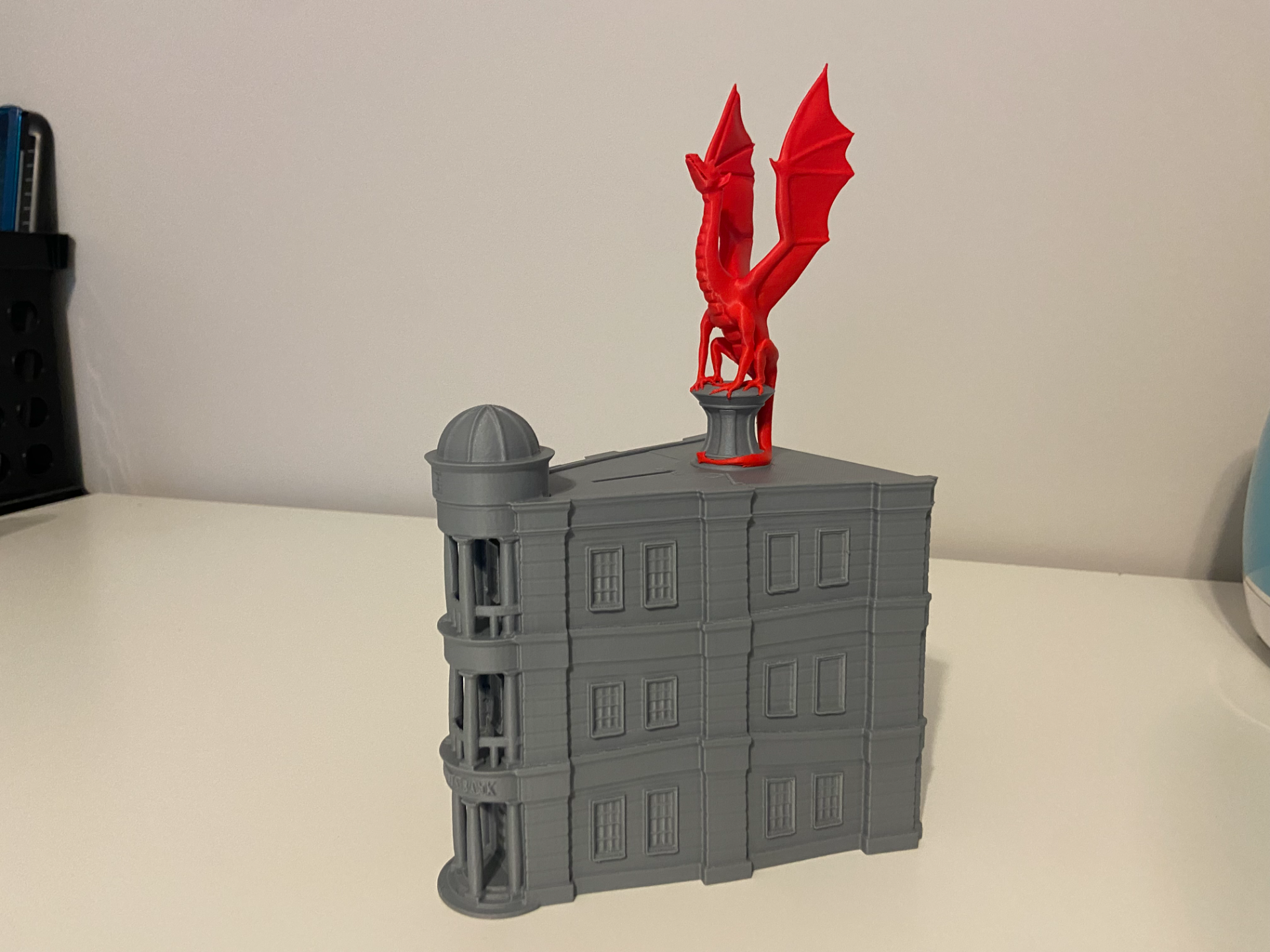 Gringotts Piggy Bank with Dragon Lid