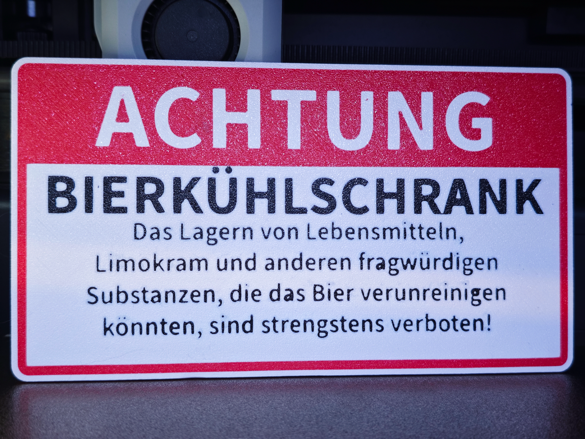Achtung Bierkühlschrank Schild