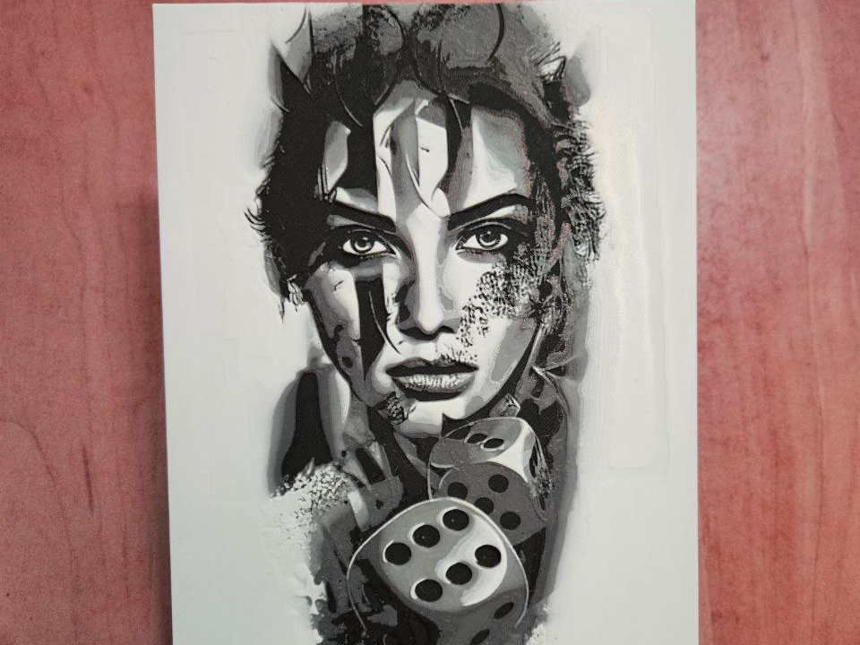 Hueforge chica tatuaje dados