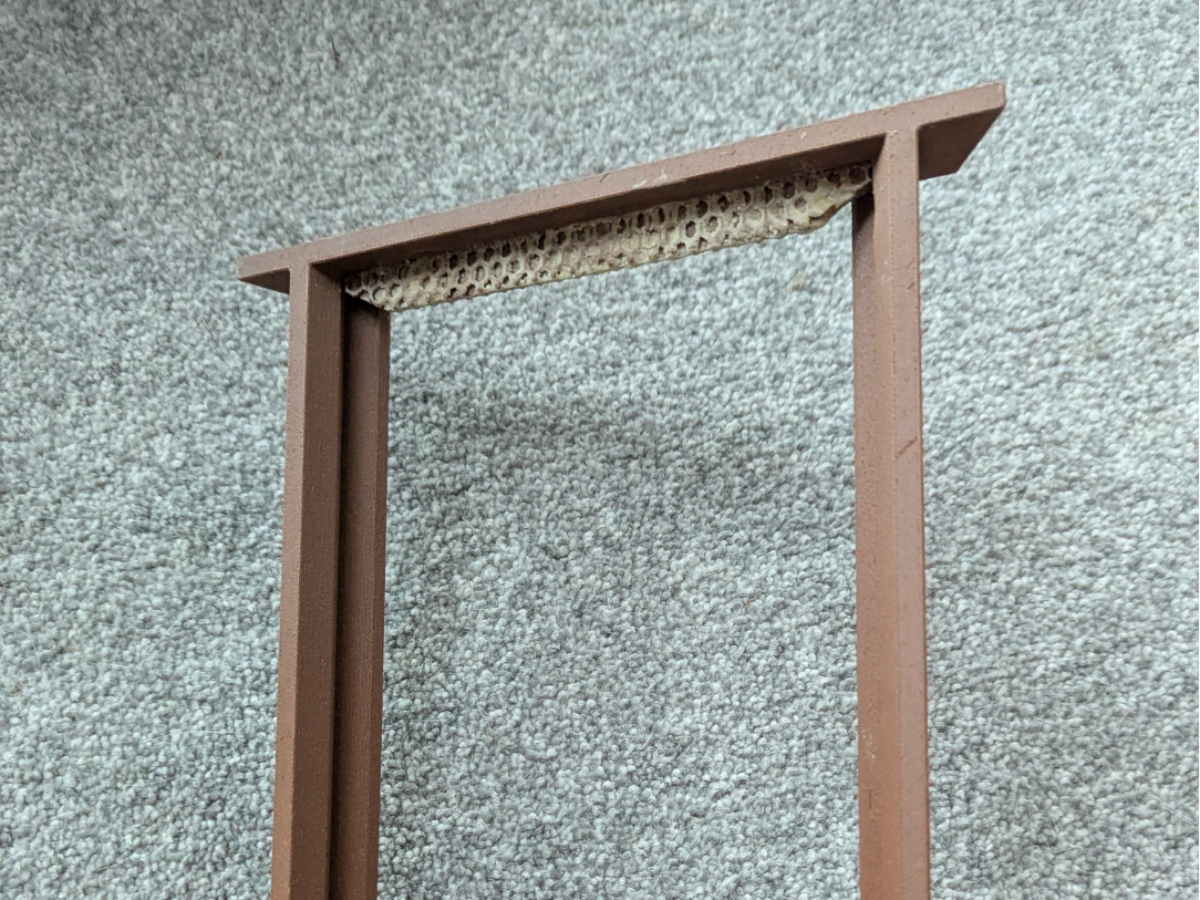 Hex Hives Honey Frame W/ Starter Strip (Medium)