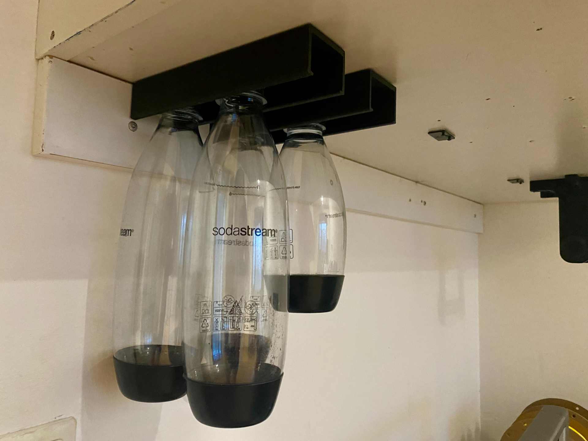 Sodastream Bottle Hanger