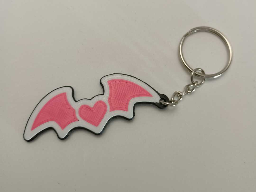 VAMPIRE HEART KEYCHAIN