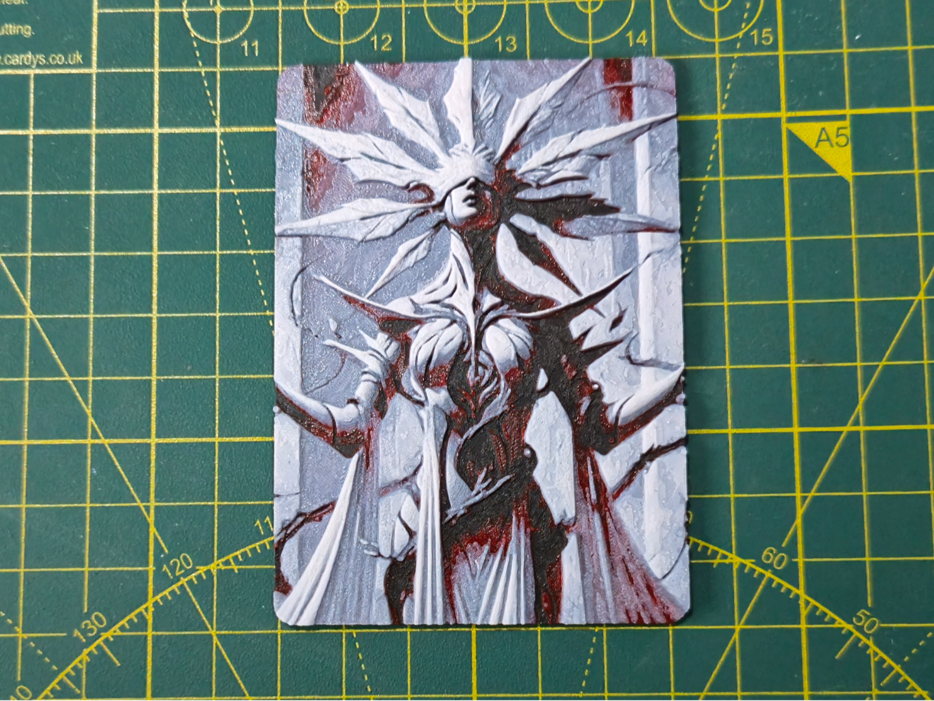MTG Commander Deck Box inlay Phyrexian Hueforge