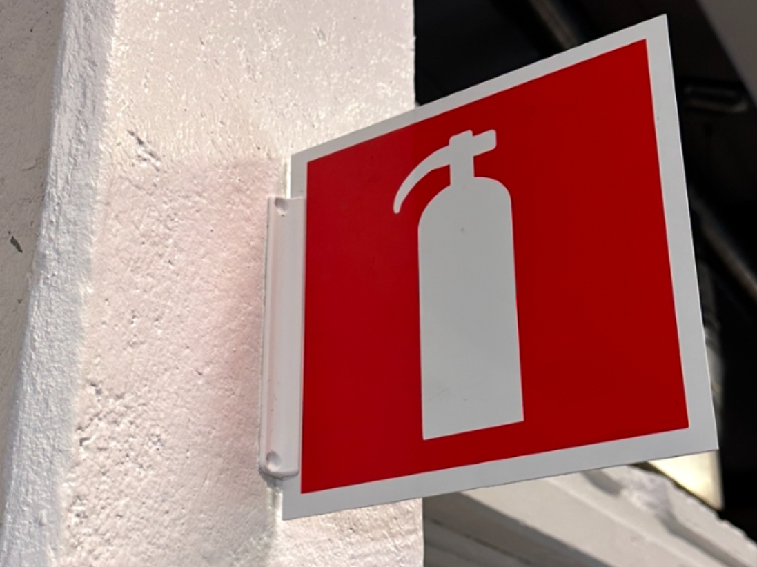 Fire extinguisher sign