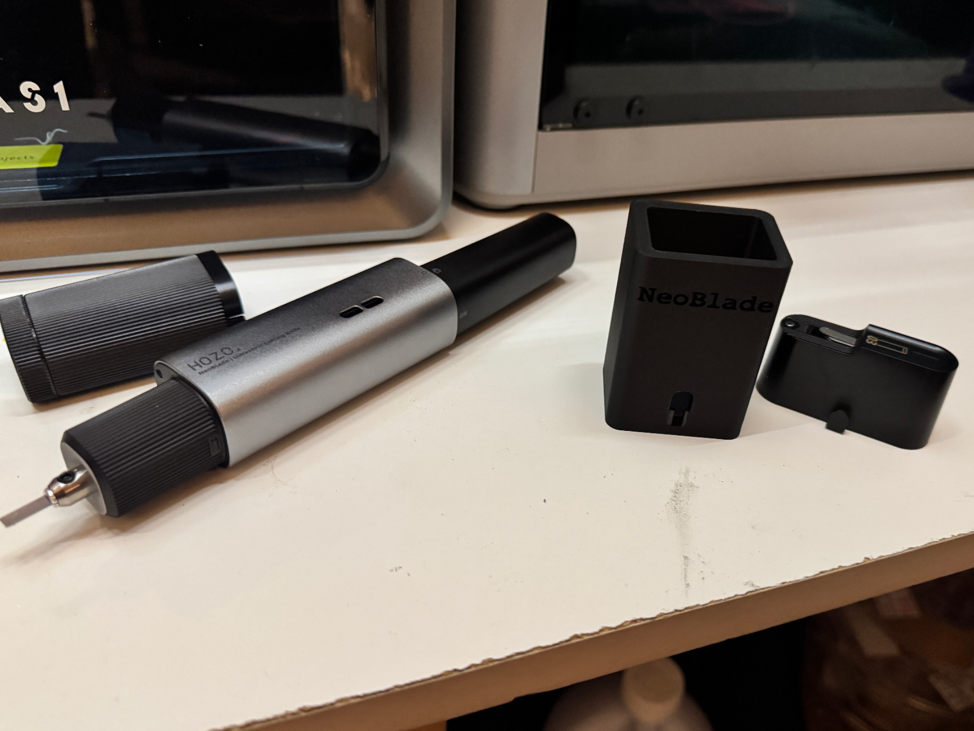 HOZO NeoBlade Ultrasonic Knife Skadis Mount