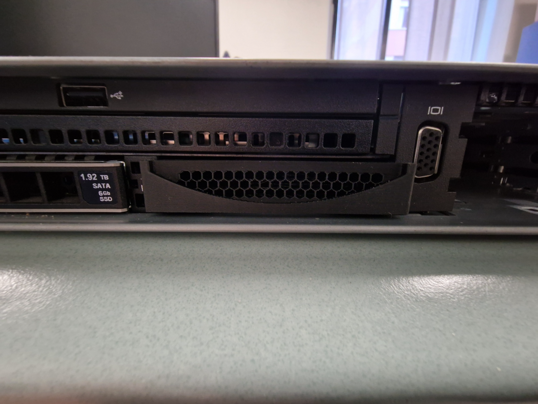 Dell Server Rack Caddy Cover 2.5 HHD
