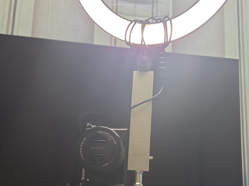 Camera Light Mount 1/4 inch Screws