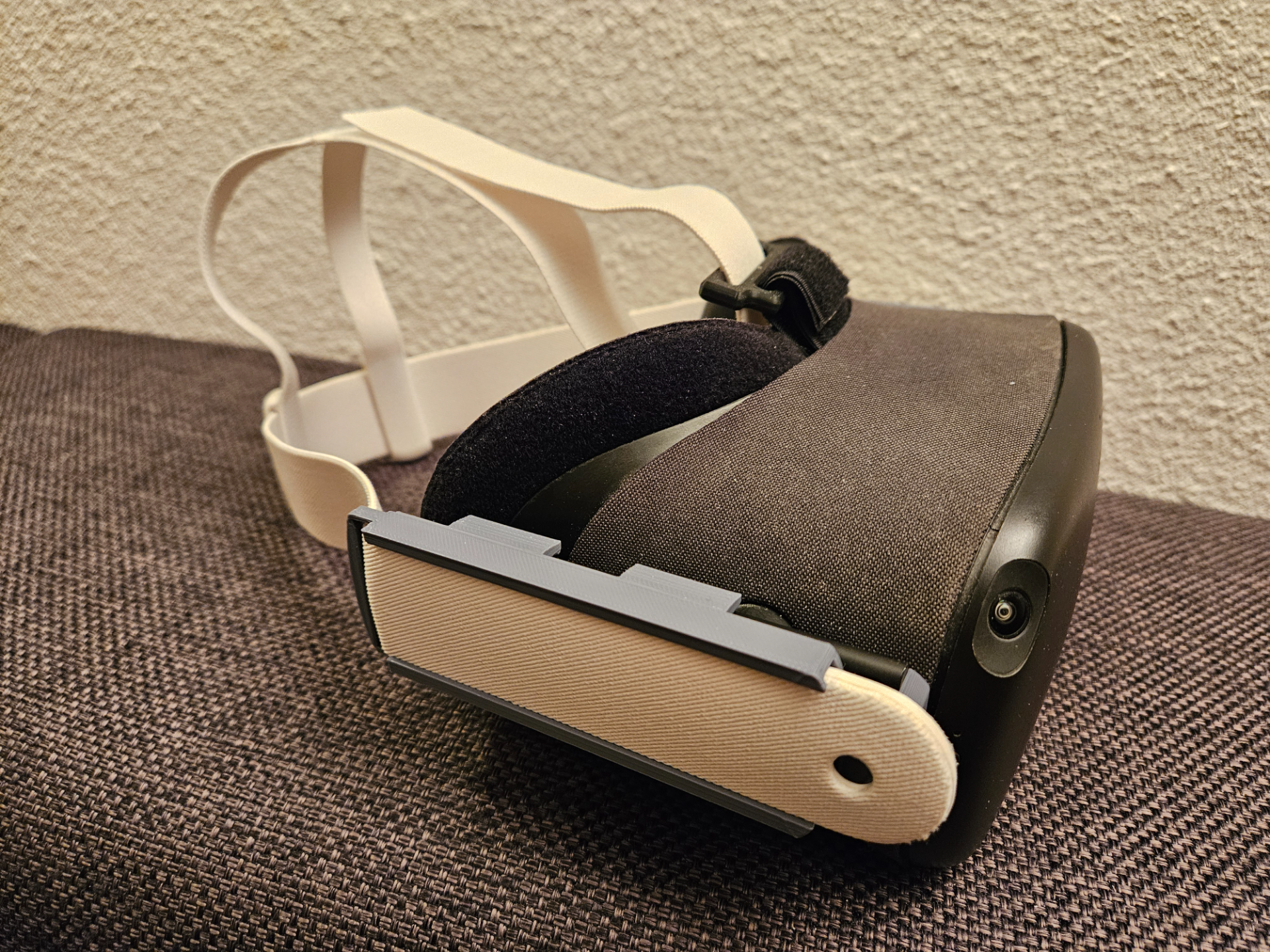 Quest 3 to Quest 1 Headstrap Adapter