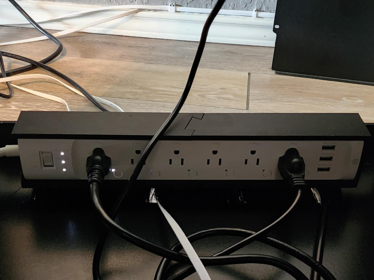 Server Rack Power Strip Adapter (KASA HS300)