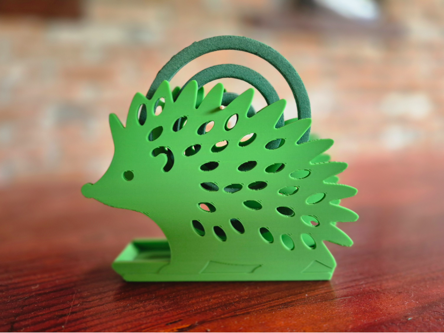 Hedgehog Anti-Mosquito Spiral Stand with Ash Tray