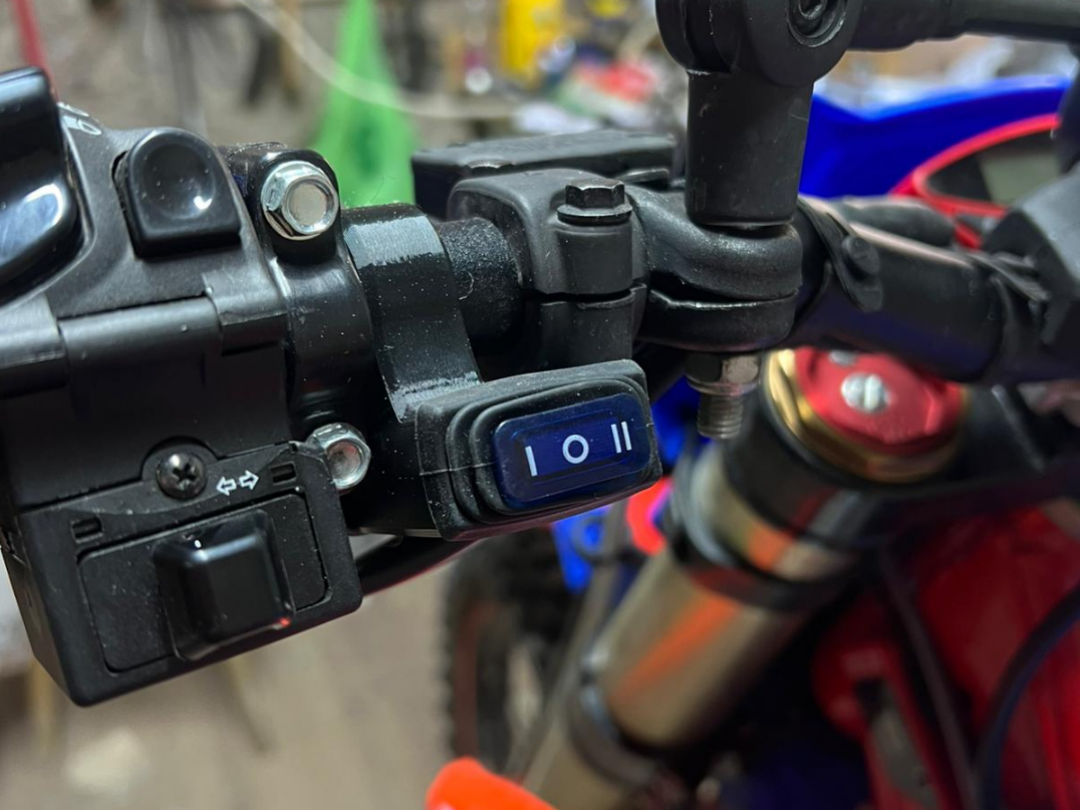 Universal Switch Mount 22mm Handlebar
