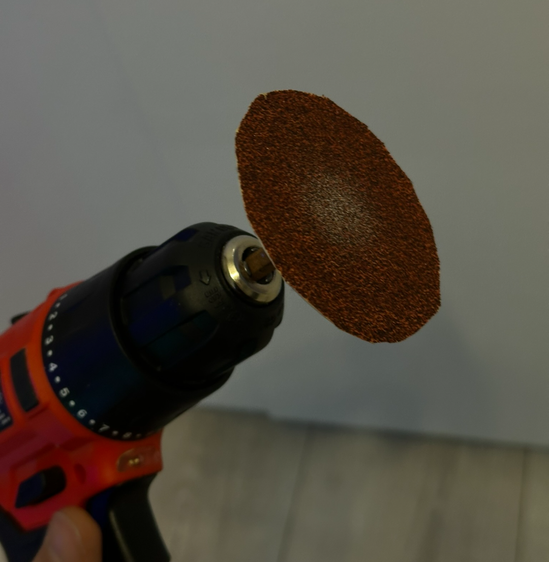 Adapter to Transform a Drill into a Sander -simple