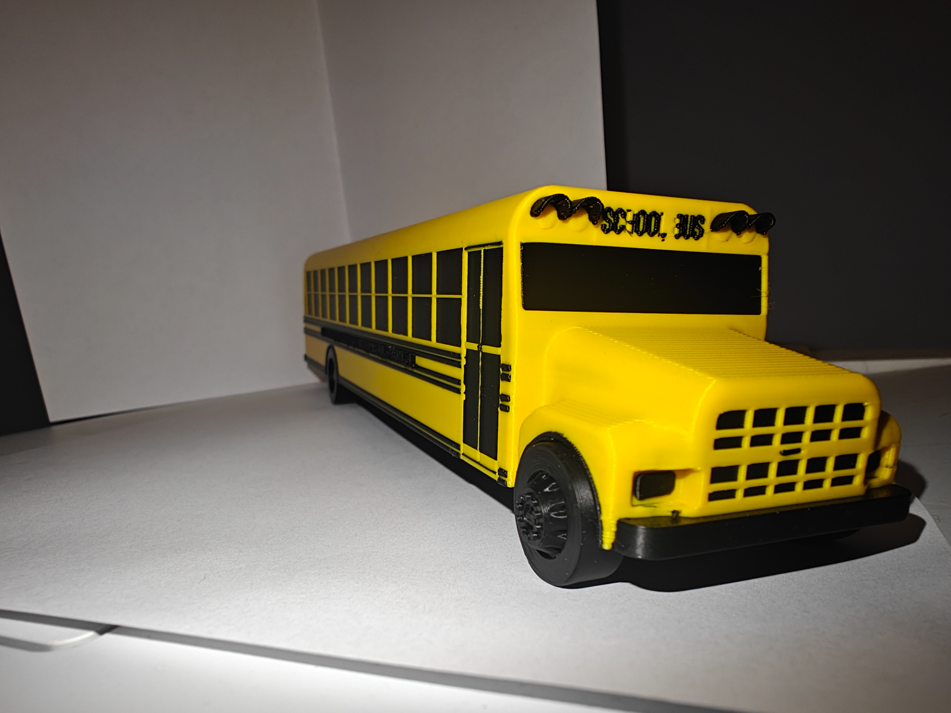 School Bus with Rolling Wheels