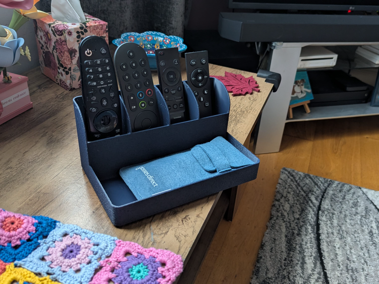 Tv remote caddy + spectacles / or Desk Organizer