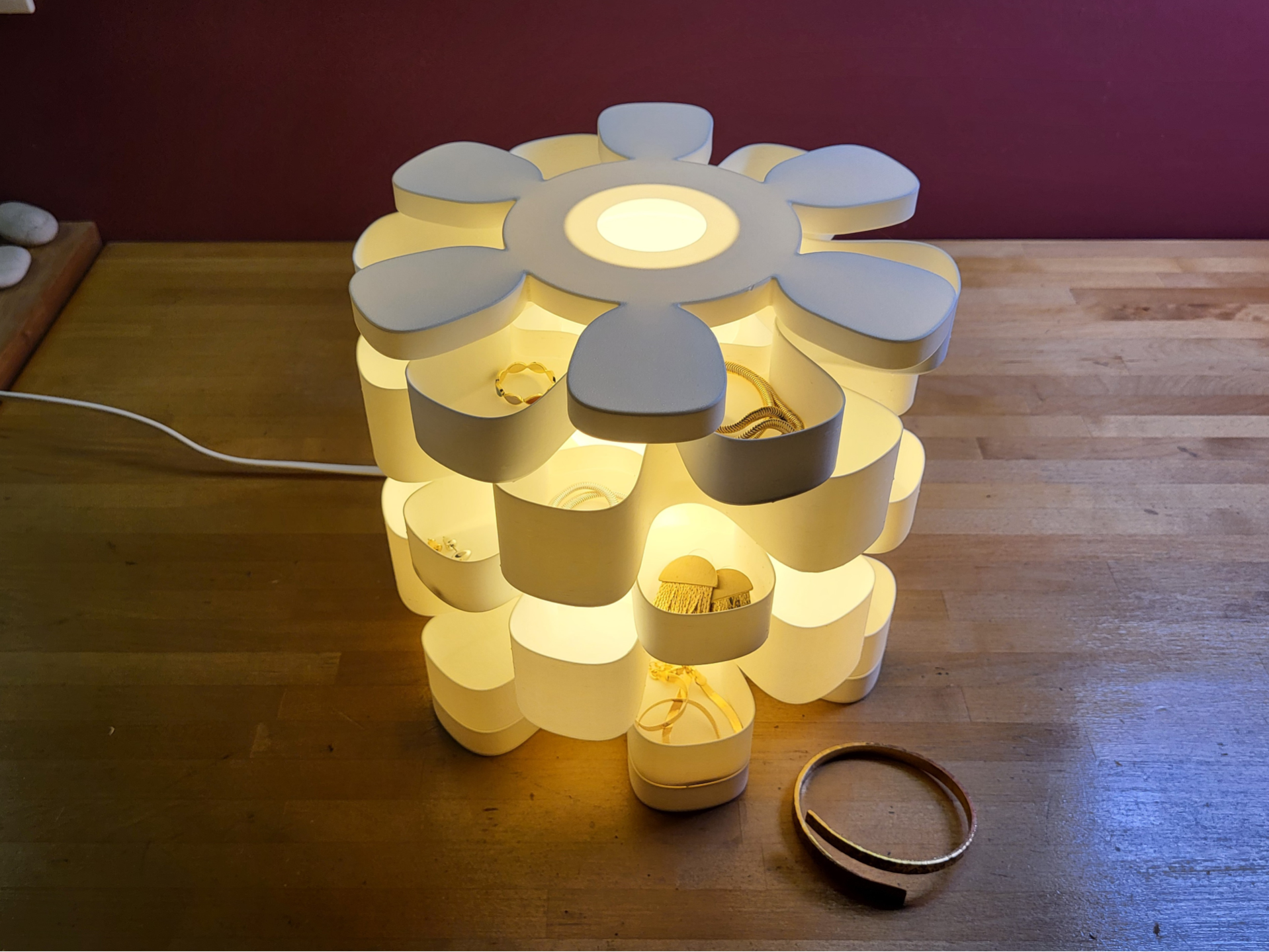 Shrub Organizer Lamp