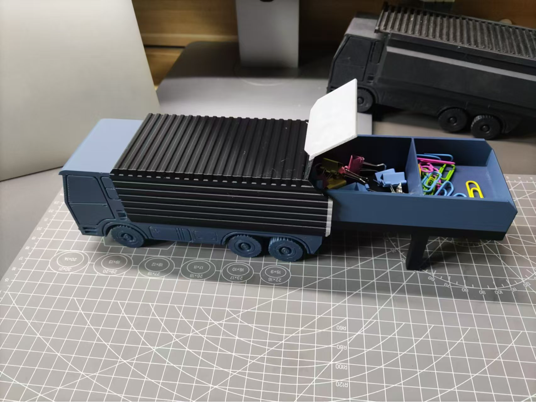 Desktop storage box(truck styling_v2)