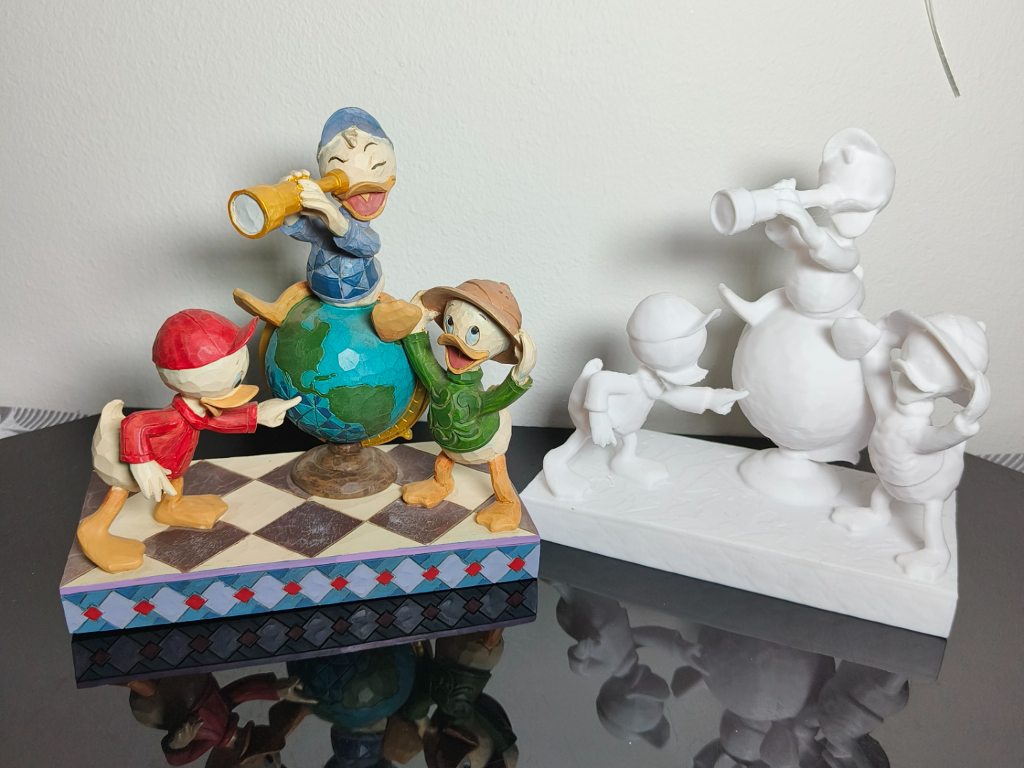 Navigating nephews huey dewey  louie donald duck