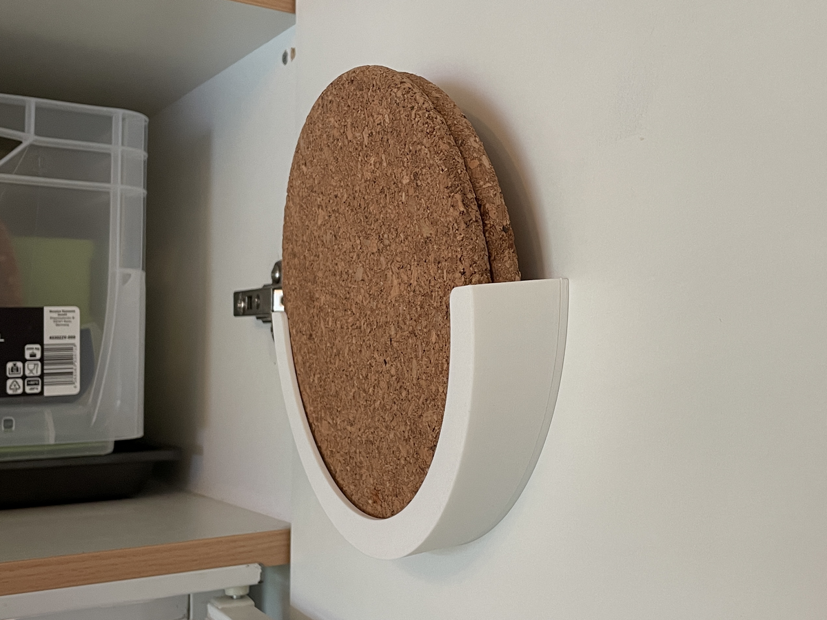 Cooking pot cork trivet holder