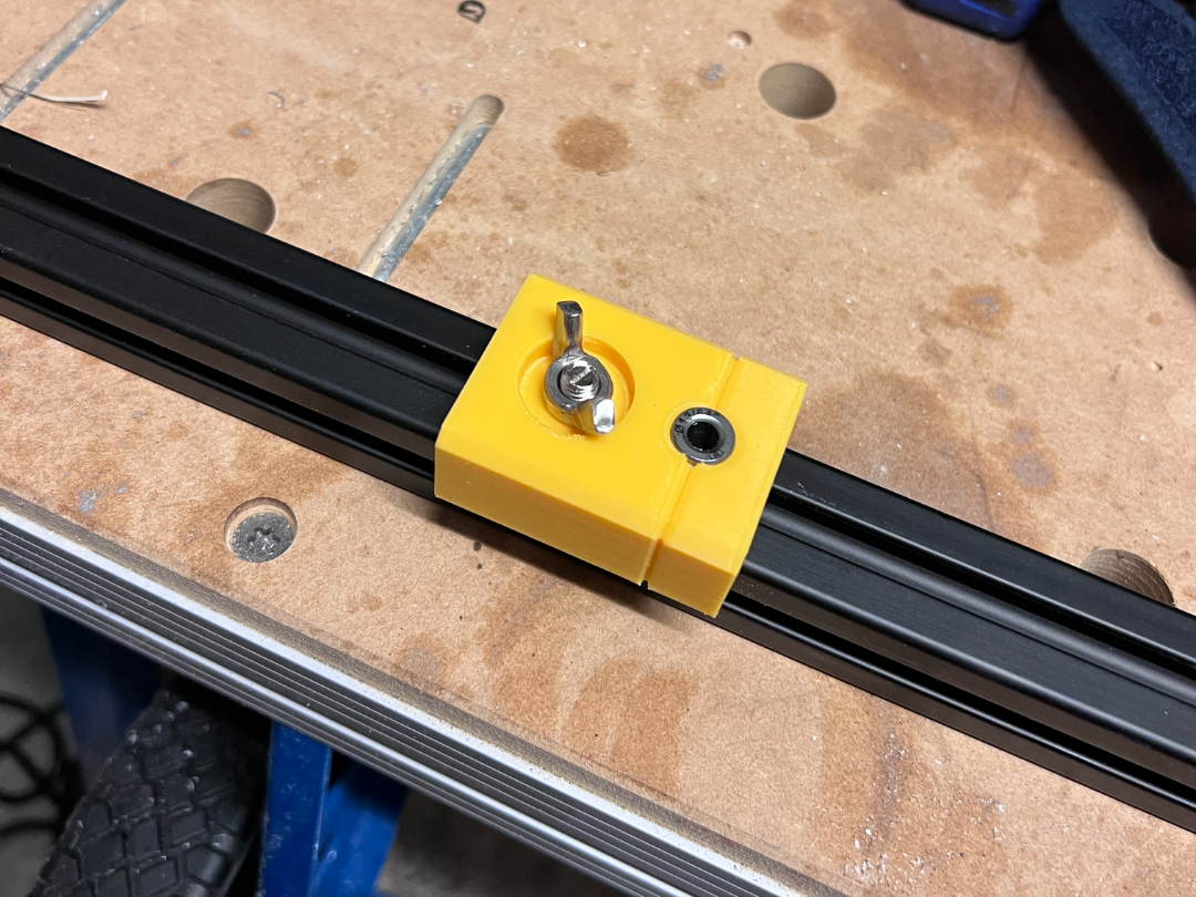 8020 extrusion access hole jig (1010 series)