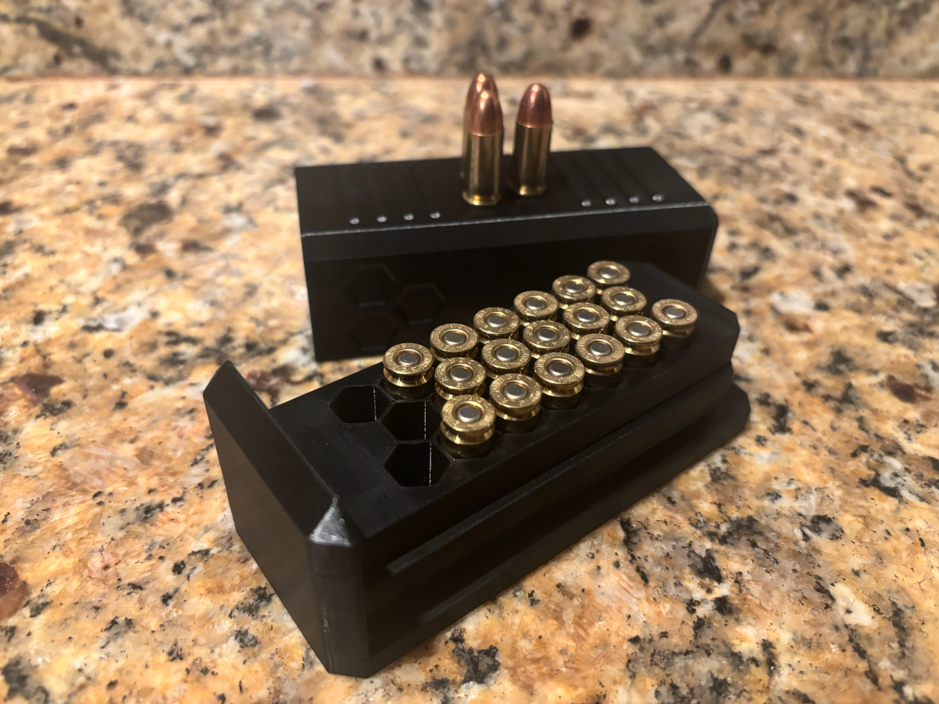 HoneyComb Pocket Carry (9x19 parabellum; 20Rounds)