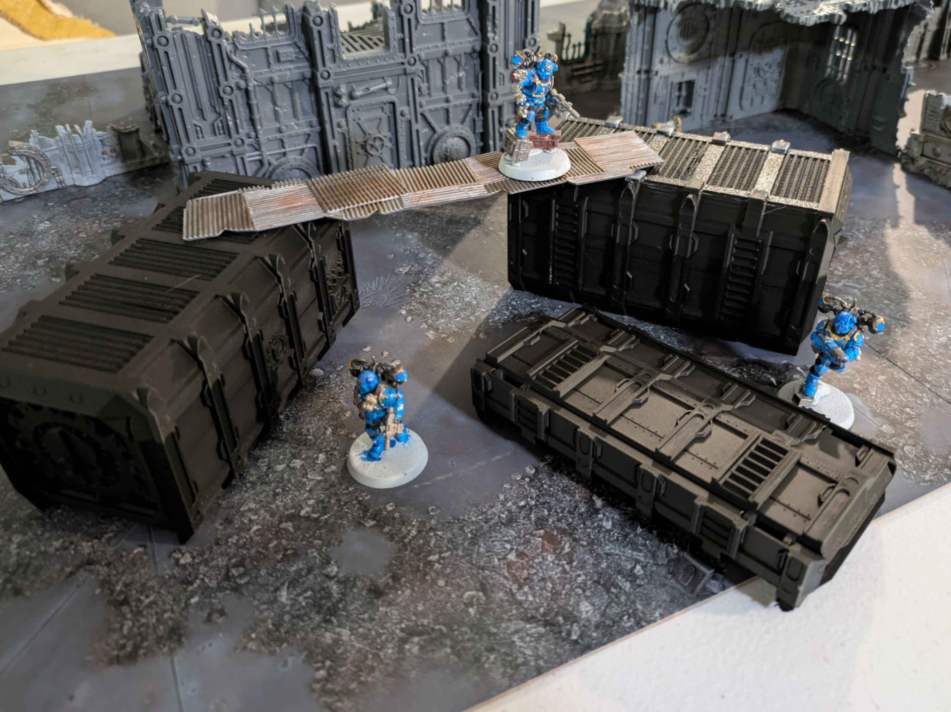 Wargaming Terrain: folding Shipping Containers