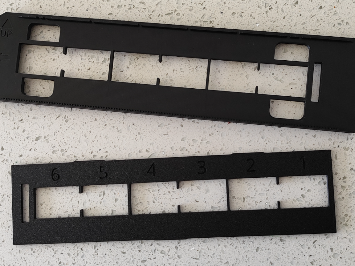 DiMAGE Scan Elite 5400II Negative holder FH-M20