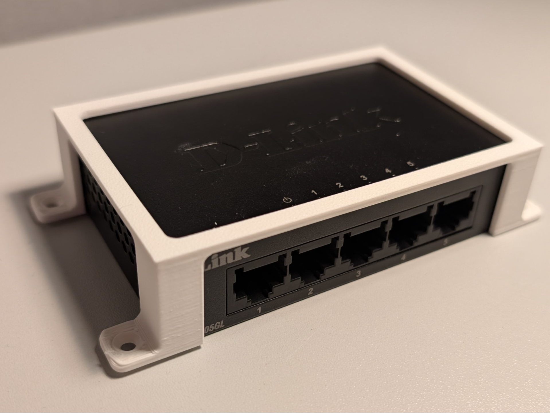 D-Link DGS-105GL Holder