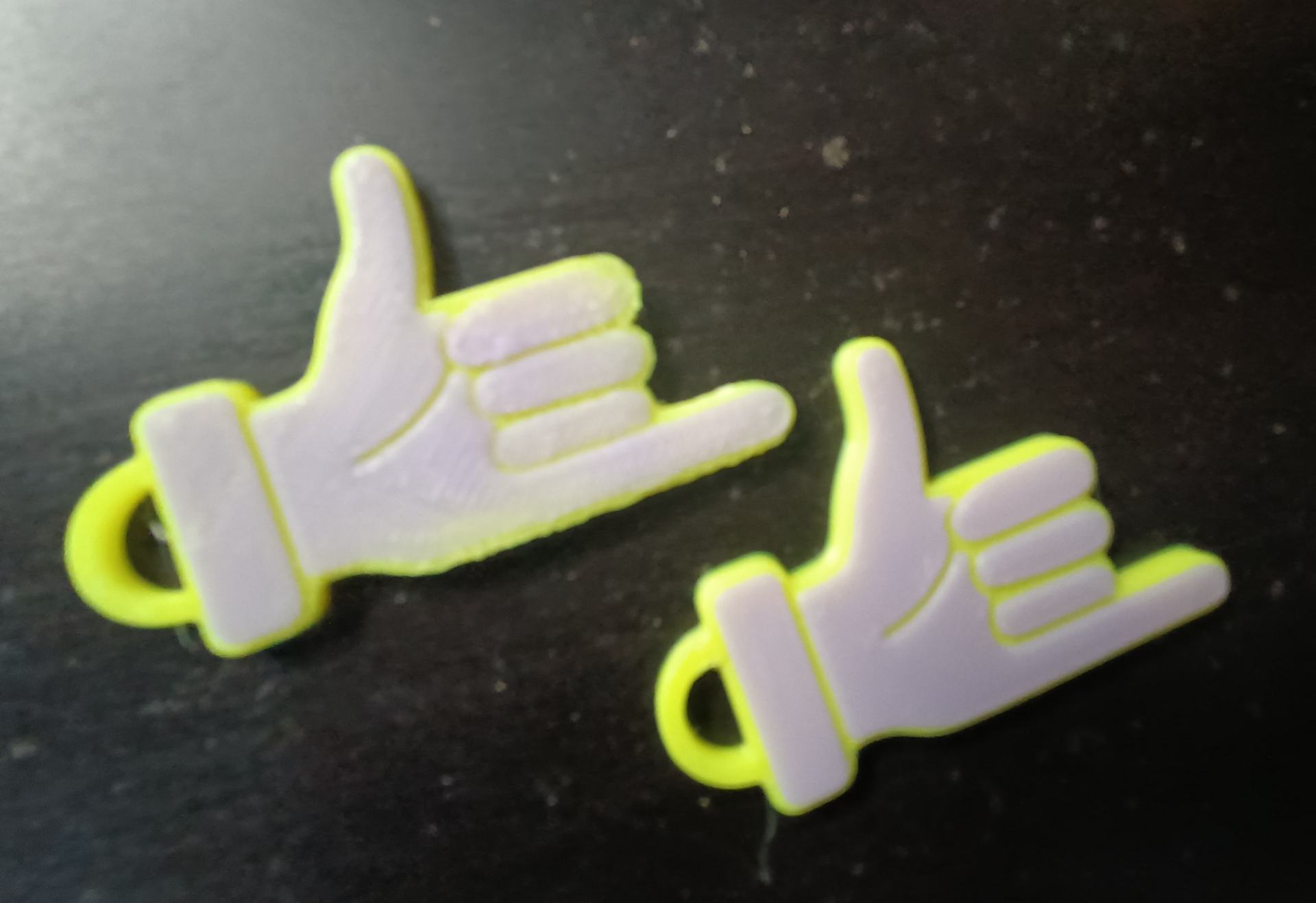 Shaka keychain without AMS