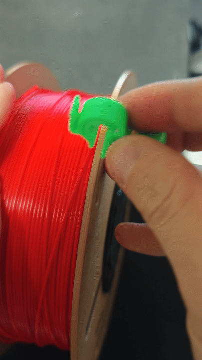 Universal Filament Clip-on system, snap clip spool