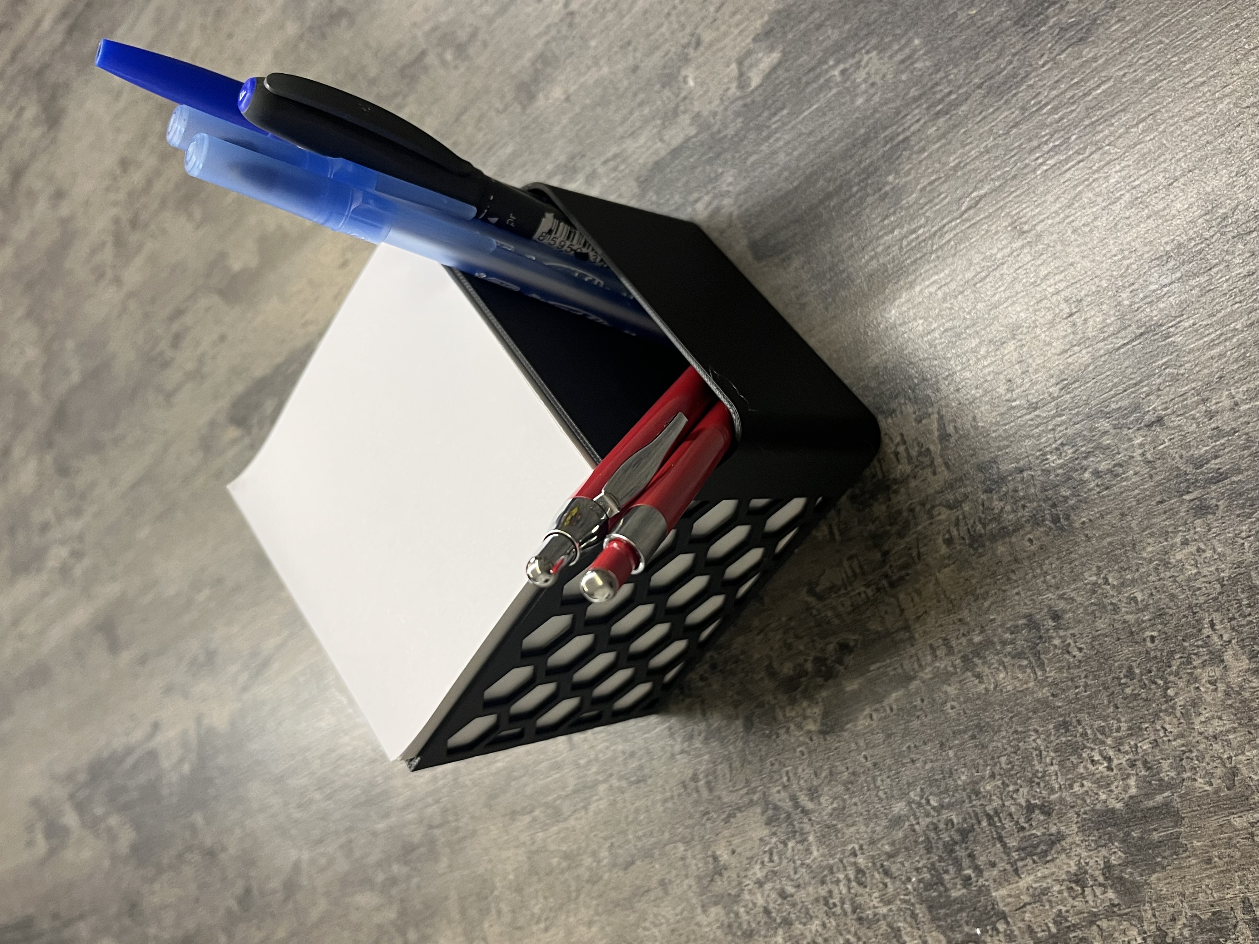Notes holder