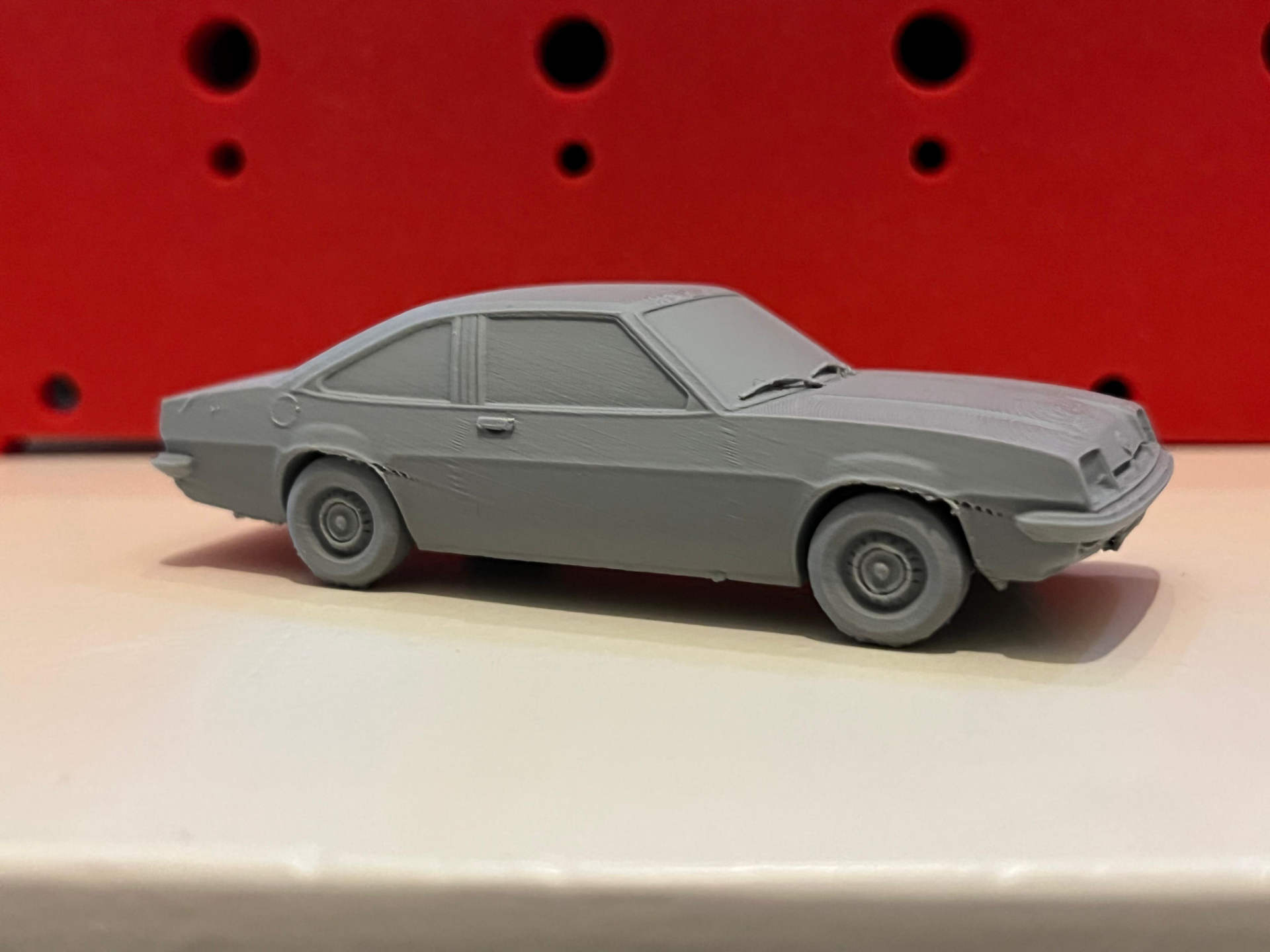 opel manta berlinetta 1:43