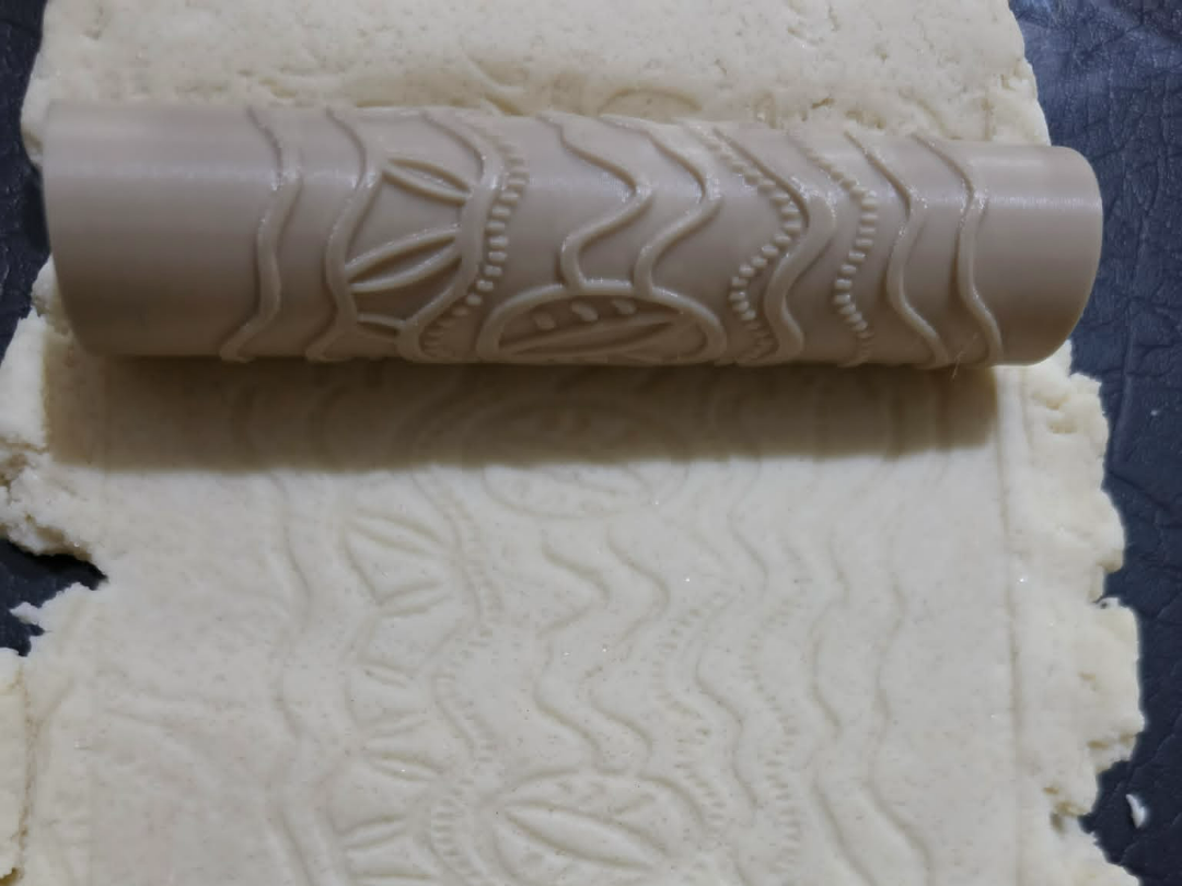 indigenous inspired 'Songlines & Pathways' Roller