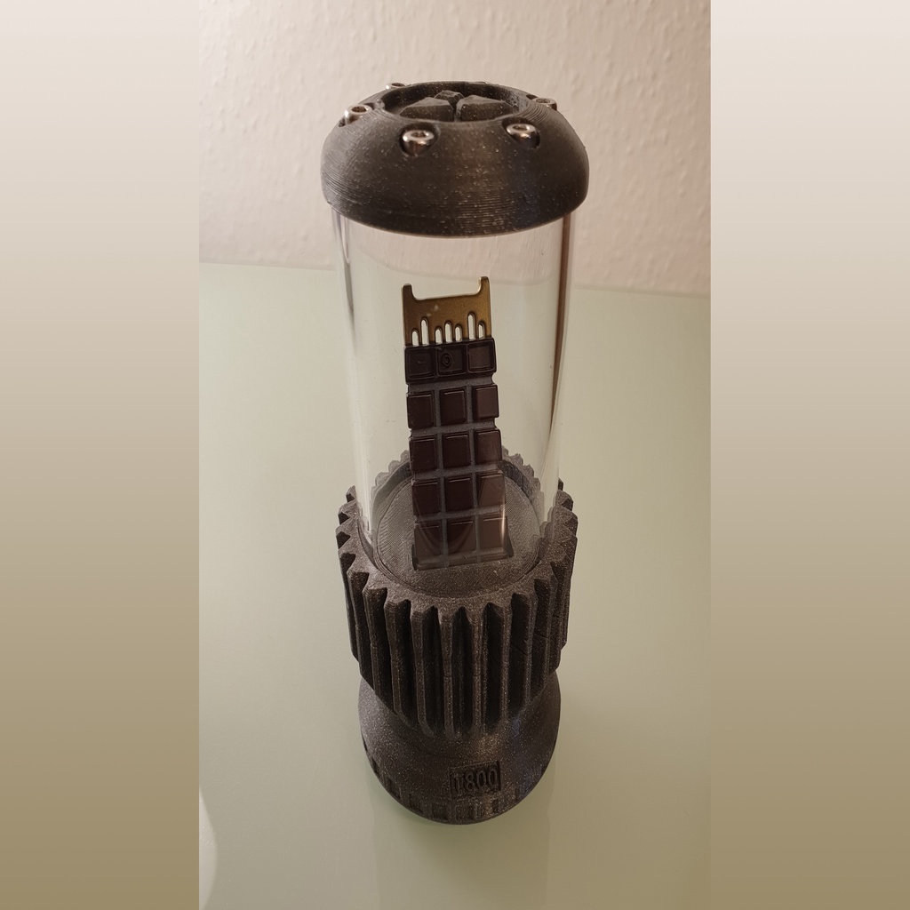 Terminator T800 CPU / Chip Base / Container