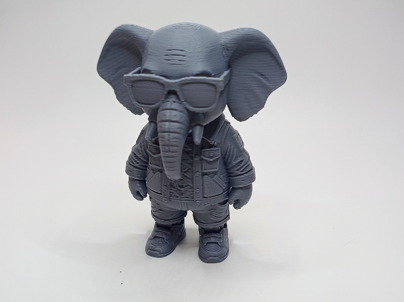 Elefant "CityTusk" als laessige Kultfigur